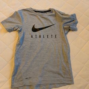 Nike athletic tee shirt - great condition